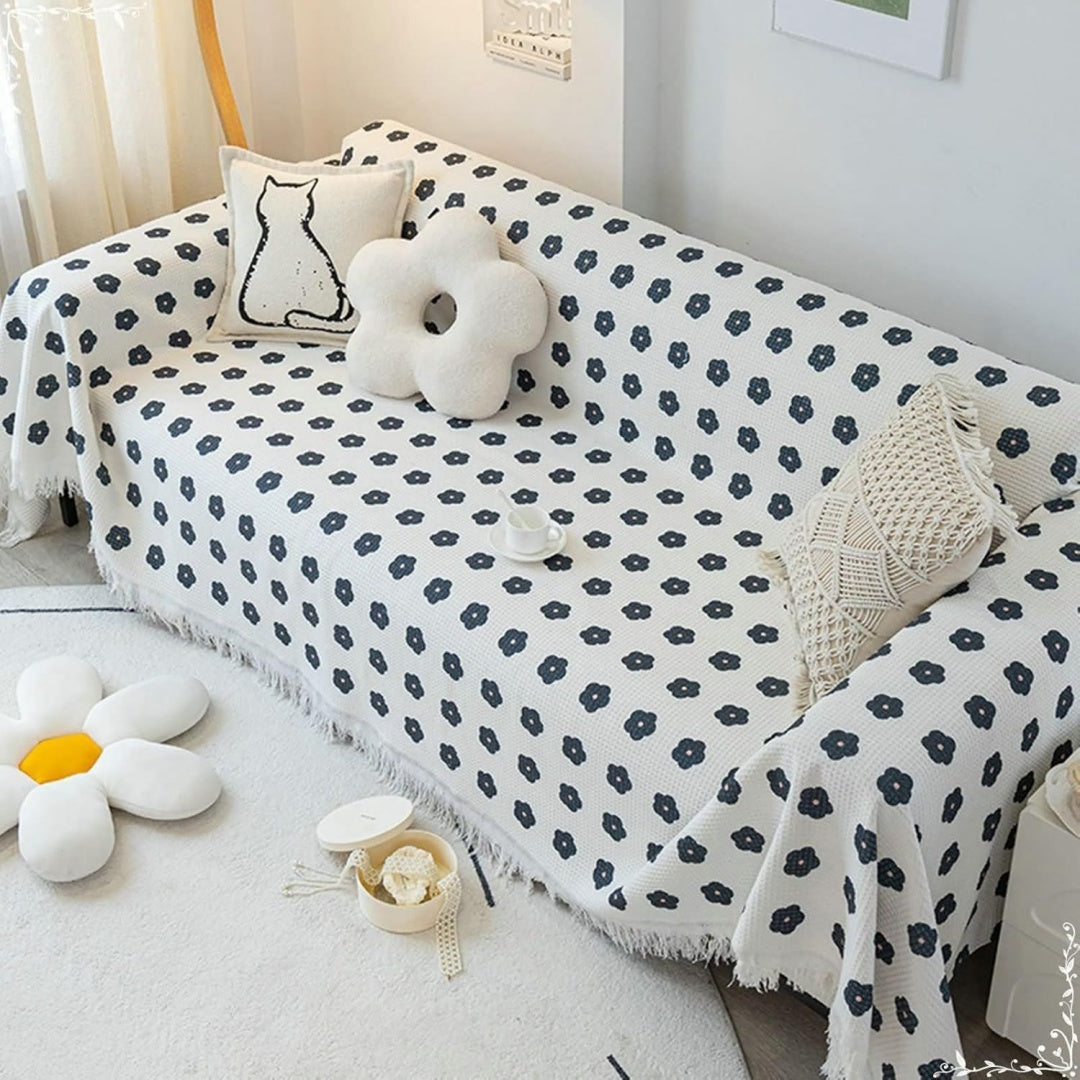 Divano confortevole blu con ante