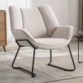 Poltrona da soggiorno beige con braccioli rivestimento in tessuto