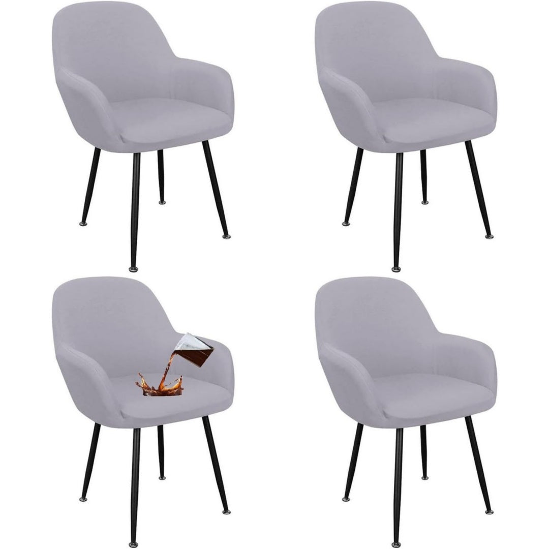 Poltrona confortevole con braccioli grigio chiaro